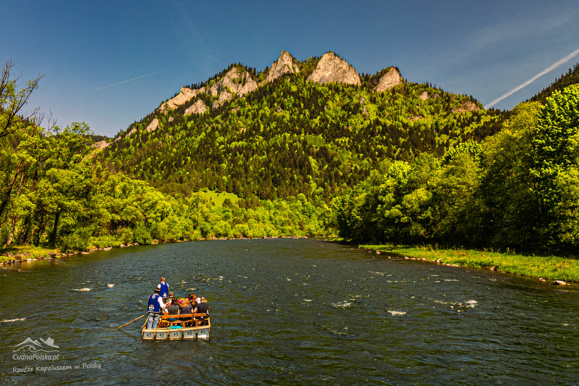 You are currently viewing Trzy Korony – ze Sromowiec Niżnych i Zamek Pieniny